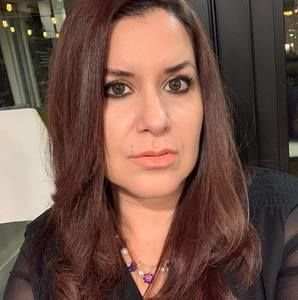 Meet your Posher, Alia